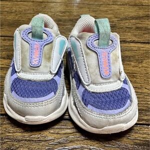 Infant Nike Sneakers – Size 2 (Play Condition)